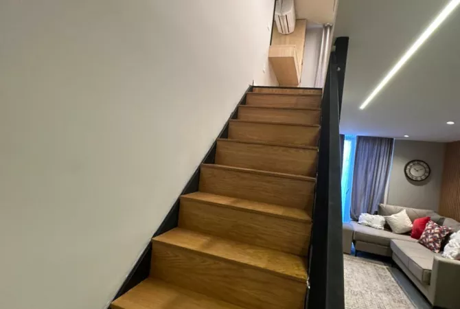 Shtepi ne shitje Apartament ne Tirane, 1+1, Mobilimi E mobiluar, Pagesa 122,000  Euro.