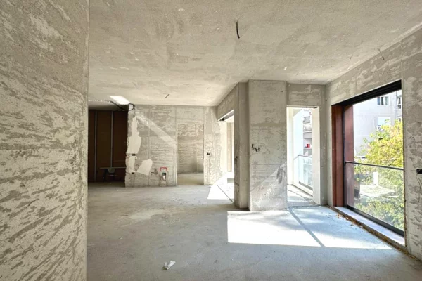 Shtepi ne shitje Apartament ne Tirane, 2+1, Mobilimi Bosh, pa mobiluar, Pagesa 560,000  Euro.