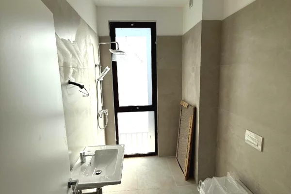 🏢 Ambient Zyre me Qira – Altana Residence