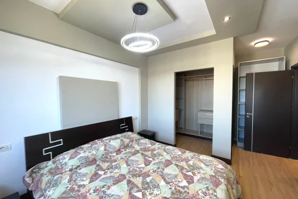 Shtepi ne shitje Apartament ne Tirane, 2+1, Mobilimi E mobiluar, Pagesa 157,000  Euro.