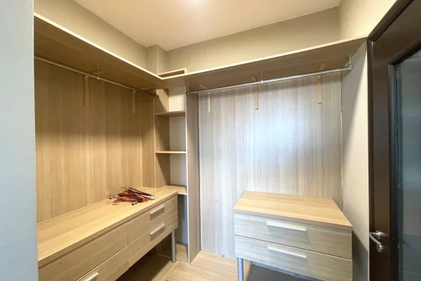 Shtepi ne shitje Apartament ne Tirane, 2+1, Mobilimi E mobiluar, Pagesa 157,000  Euro.