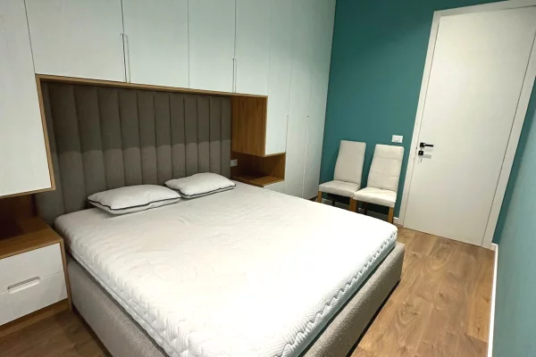 Shtepi me qera Apartament ne Tirane, 1+1, Mobilimi E mobiluar, Pagesa 900  Euro.