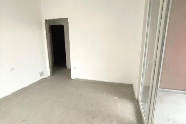 🏙 Shitet Apartament 2+1 – Kompleksi AURA, Rruga Dritan Hoxha 