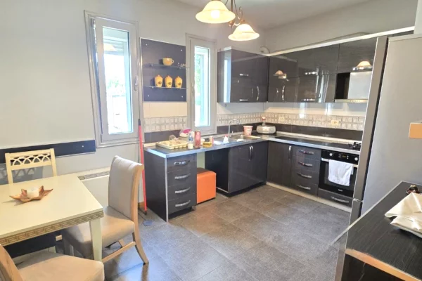 Luxury villas for rent in Tirana 3+1, Furnished