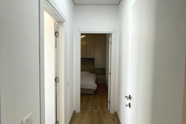 Shtepi ne shitje Apartament ne Tirane, 1+1, Mobilimi E mobiluar, Pagesa 155,000  Euro.