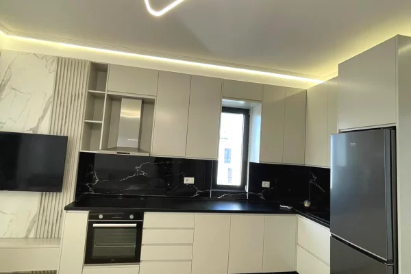 Shtepi ne shitje Apartament ne Tirane, 1+1, Mobilimi E mobiluar, Pagesa 155,000  Euro.