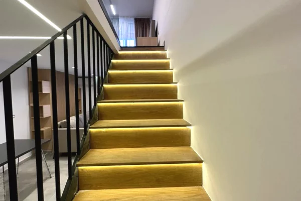 Shtepi ne shitje Apartament ne Tirane, 1+1, Mobilimi E mobiluar, Pagesa 119,000  Euro.