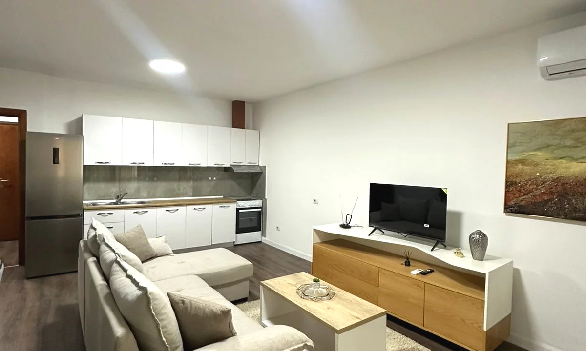 Apartment for rent in Tirana 2+1, Furnished