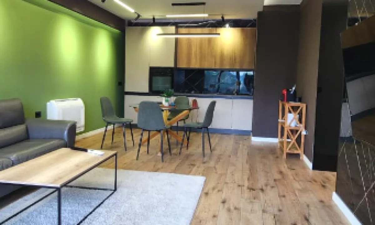 Shtepi me qera Apartament ne Tirane, 2+1, Mobilimi E mobiluar, Pagesa 1,300  Euro.