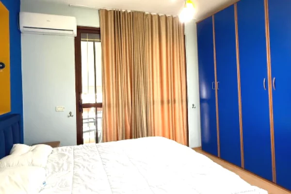 Shtepi me qera Apartament ne Tirane, 2+1, Mobilimi E mobiluar, Pagesa 1,200  Euro.