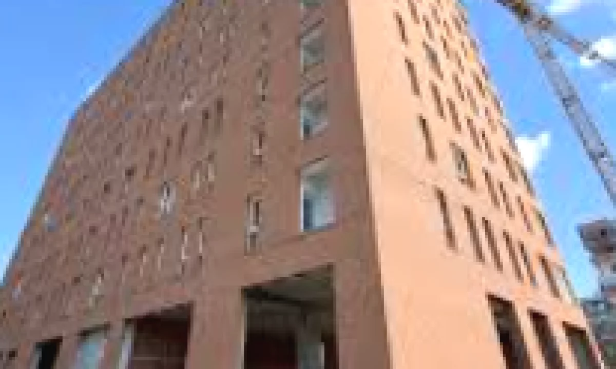 Shtepi ne shitje Apartament ne Tirane, 1+1, Mobilimi Bosh, pa mobiluar, Pagesa 101,850  Euro.