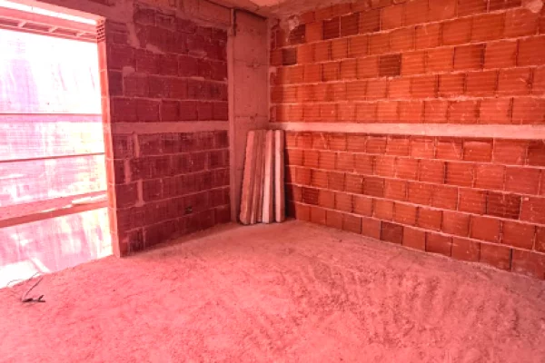 Shtepi ne shitje Apartament ne Tirane, 3+1, Mobilimi Bosh, pa mobiluar, Pagesa 24,750,000  Leke.