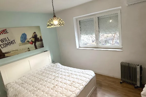 Shtepi me qera Apartament ne Tirane, 1+1, Mobilimi E mobiluar, Pagesa 62,000  Leke.