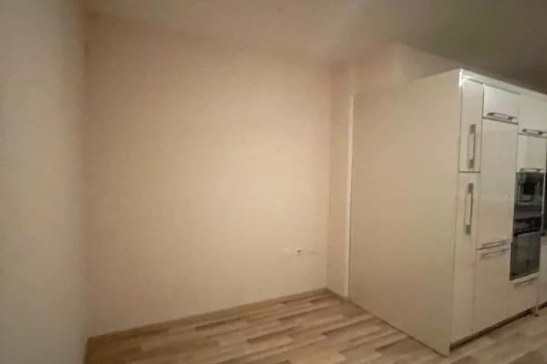 Shtepi ne shitje Vila Luksoze ne Tirane, 5+1, Mobilimi Pjeserisht e mobiluar, Pagesa 850,000  Euro.