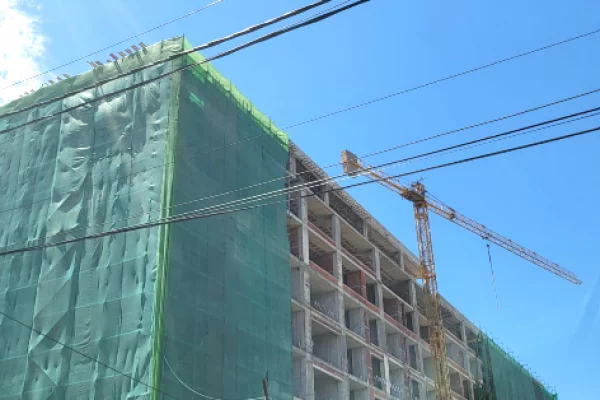 Shtepi ne shitje Apartament ne Tirane, 2+1, Mobilimi Bosh, pa mobiluar, Pagesa 180,000  Euro.