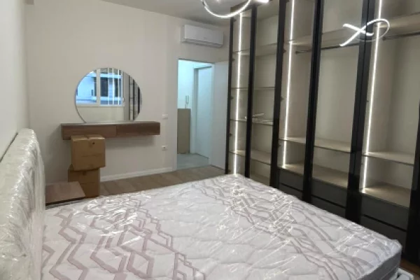Shtepi me qera Apartament ne Tirane, 1+1, Mobilimi E mobiluar, Pagesa 800  Euro.