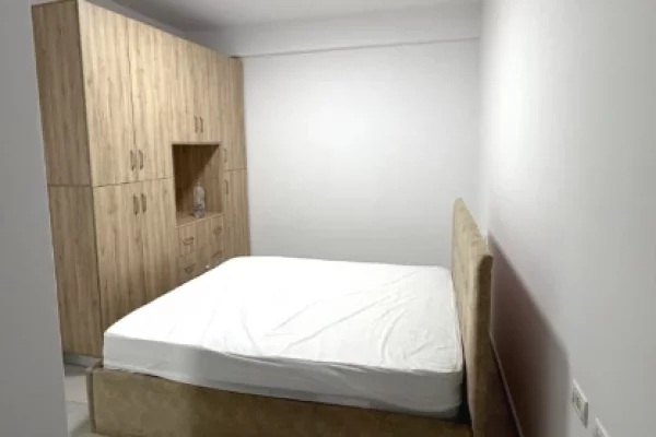 Shtepi me qera Apartament ne Tirane, 2+1, Mobilimi E mobiluar, Pagesa 60,000  Leke.