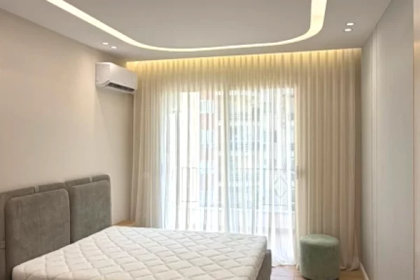 Shtepi ne shitje Apartament ne Tirane, 3+1, Mobilimi E mobiluar, Pagesa 17,100,000  Leke.