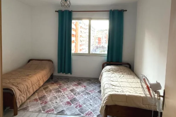 Shtepi ne shitje Apartament ne Tirane, 2+1, Mobilimi E mobiluar, Pagesa 16,500,000  Leke.