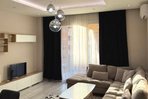 Shtepi ne shitje 2+1 ne Tirane - 16,500,000 Leke