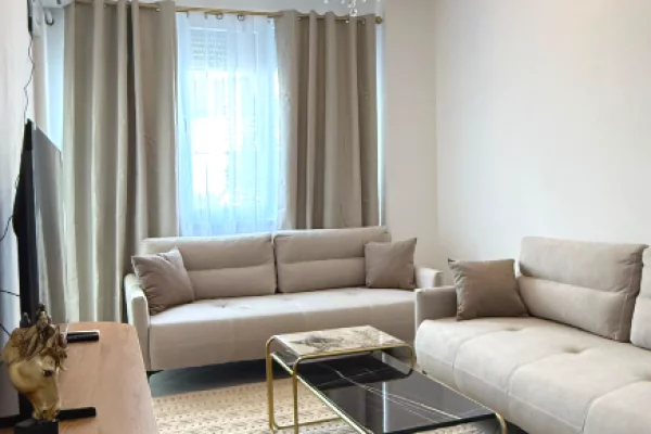 APARTAMENT 2+1 ME QIRA – KOMPLEKSI MAGNET, 21 DHJETORI 