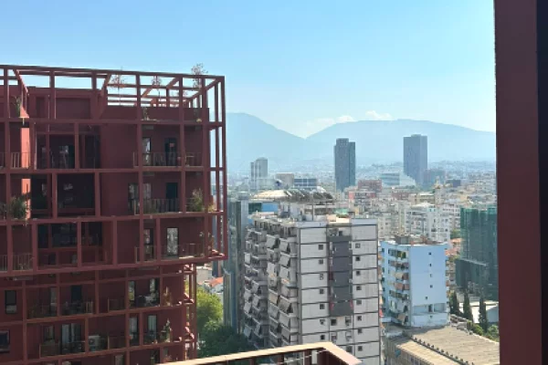 Shtepi me qera Apartament ne Tirane, 3+1, Mobilimi E mobiluar, Pagesa 150,000  Leke.