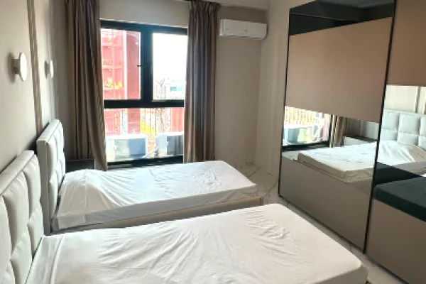 Shtepi me qera Apartament ne Tirane, 3+1, Mobilimi E mobiluar, Pagesa 150,000  Leke.