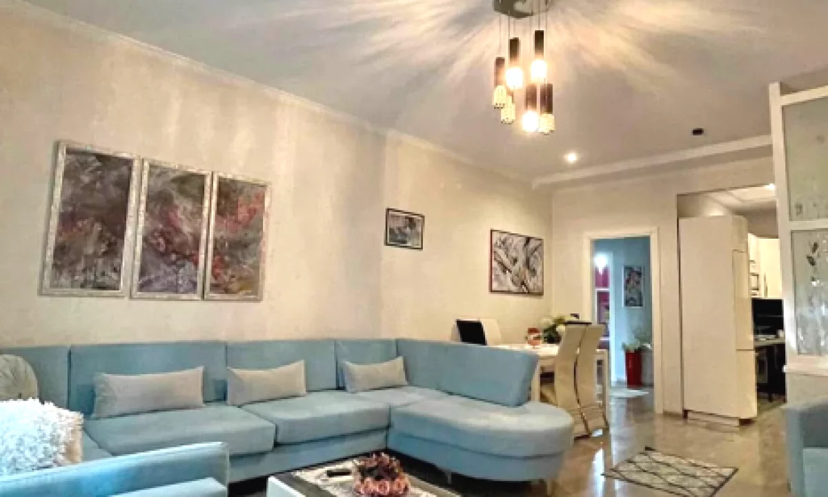 Shtepi me qera Apartament ne Tirane, 3+1, Mobilimi E mobiluar, Pagesa 1,150  Euro.