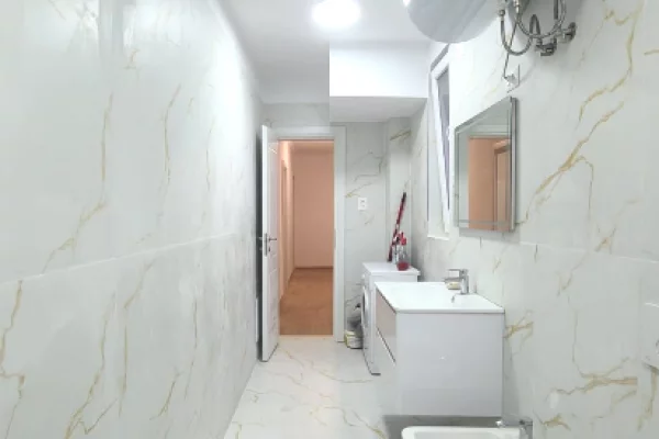 Shtepi me qera Apartament ne Tirane, 2+1, Mobilimi E mobiluar, Pagesa 1,000  Euro.