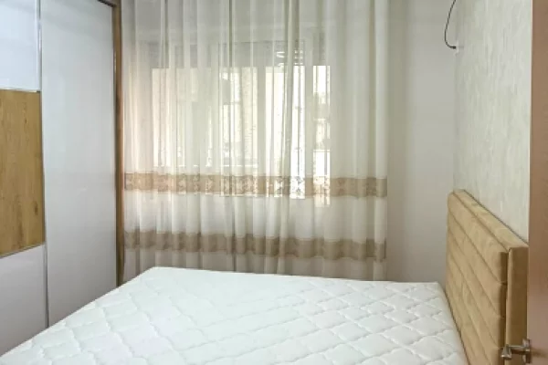 Shtepi ne shitje Apartament ne Tirane, 1+1, Mobilimi E mobiluar, Pagesa 14,200,000  Leke.