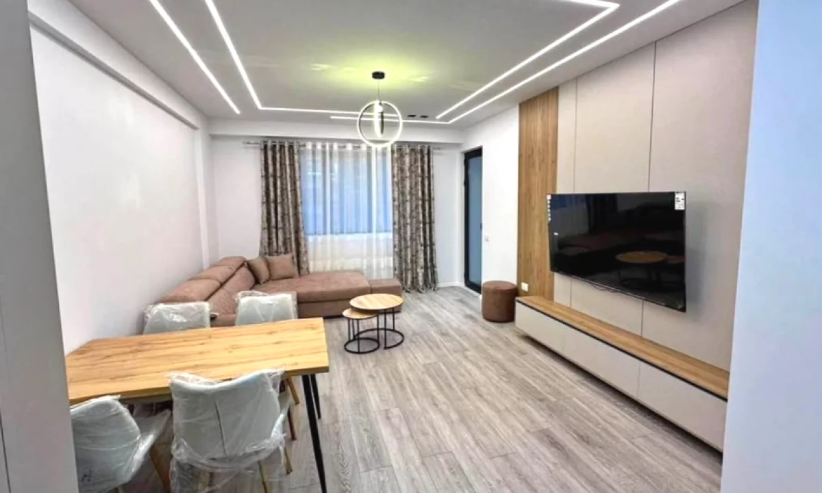 Shtepi me qera Apartament ne Tirane, 1+1, Mobilimi E mobiluar, Pagesa 550  Euro.