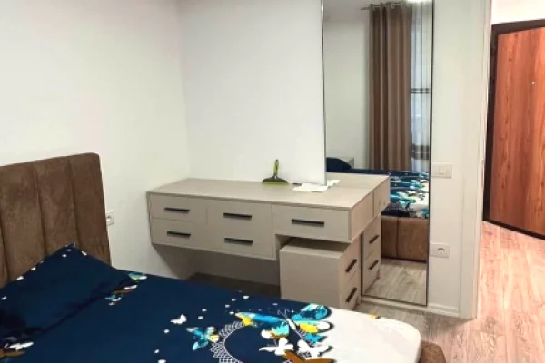Shtepi me qera Apartament ne Tirane, 1+1, Mobilimi E mobiluar, Pagesa 550  Euro.