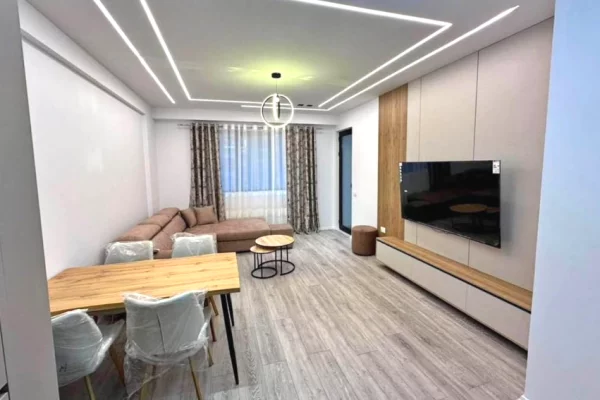 Shtepi me qera 1+1 ne Tirane - 550 Euro