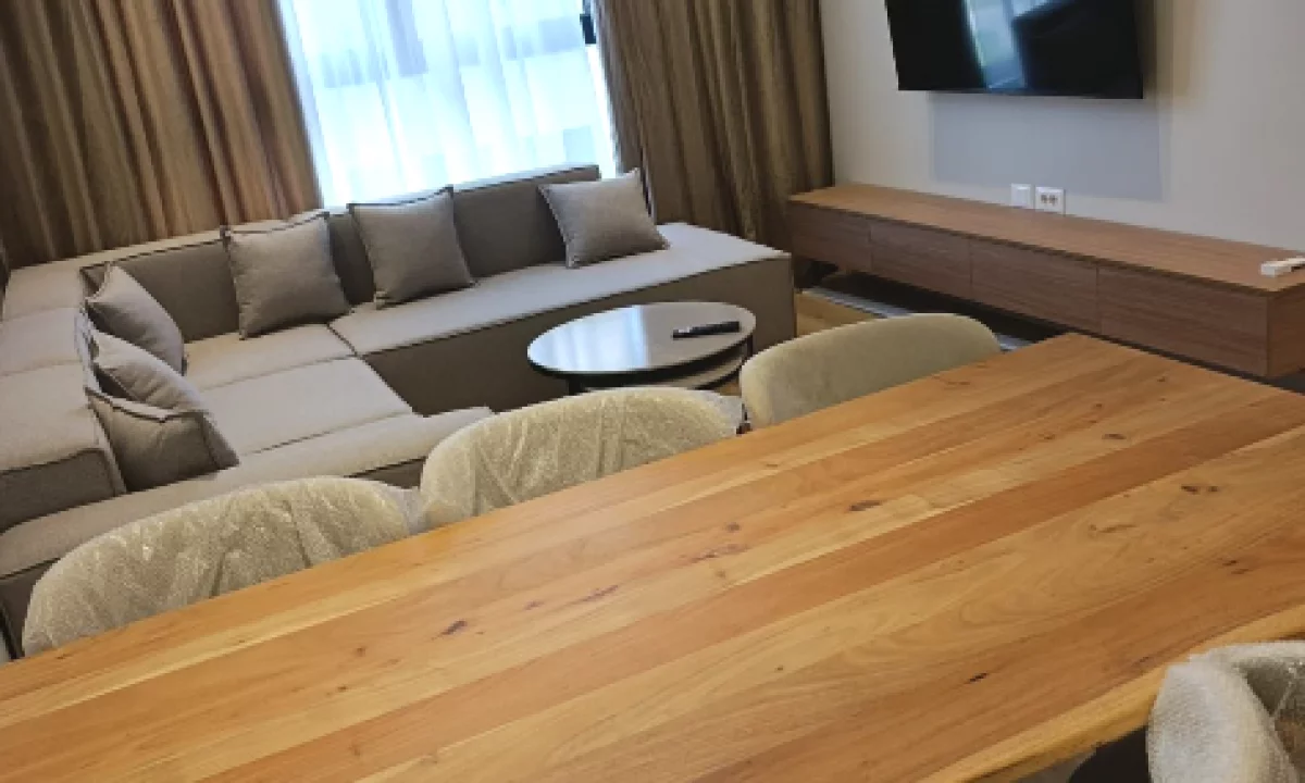 Shtepi me qera Apartament ne Tirane, 2+1, Mobilimi E mobiluar, Pagesa 80,000  Leke.