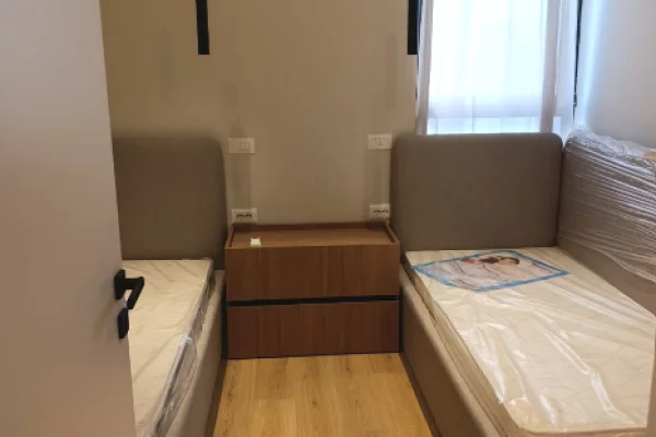 Shtepi me qera Apartament ne Tirane, 2+1, Mobilimi E mobiluar, Pagesa 80,000  Leke.