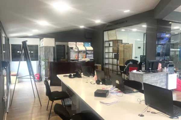  JEPET ME QIRA ZYRE PREMIUM 250 m2     RRUGA E ELBASANIT