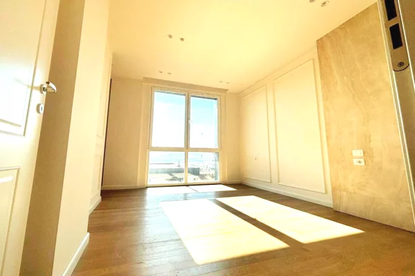 House for Sale Apartment in Tirana, 3+1, Furniture Emty, Payment 365,000  Euro.