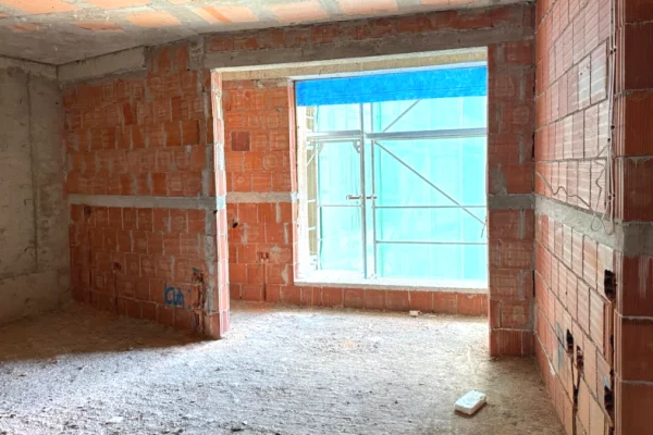 Shtepi ne shitje Apartament ne Tirane, 2+1, Mobilimi Bosh, pa mobiluar, Pagesa 132,000  Euro.