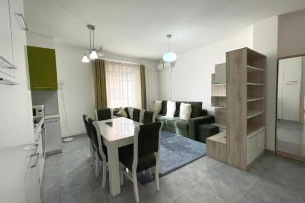 Shtepi ne shitje Apartament ne Tirane, 1+1, Mobilimi E mobiluar, Pagesa 12,900,000  Leke.
