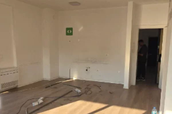 JEPET ME QIRA AMBIENT ZYRE 110 m2 | Rr KAVAJES  (RRUGA MIHAL DURI)