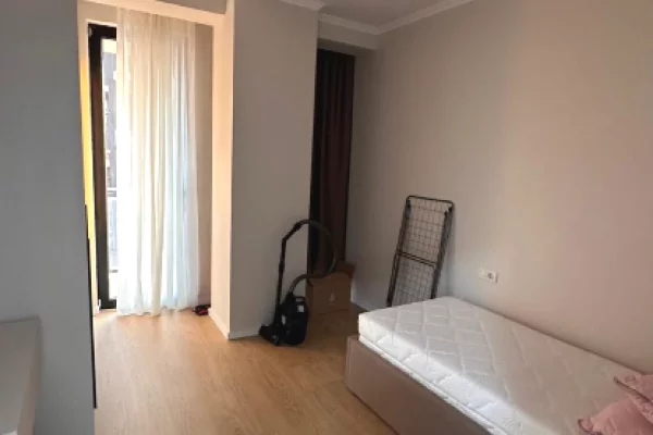 Shtepi me qera Apartament ne Tirane, 2+1, Mobilimi E mobiluar, Pagesa 1,000  Euro.