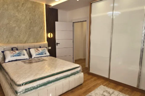 Shtepi ne shitje Apartament ne Tirane, 2+1, Mobilimi E mobiluar, Pagesa 235,000,000  Leke.