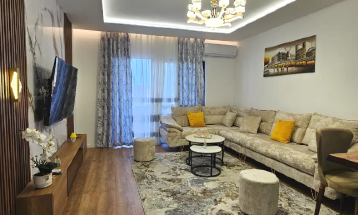 Shtepi ne shitje Apartament ne Tirane, 2+1, Mobilimi E mobiluar, Pagesa 235,000,000  Leke.