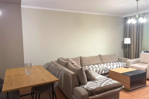 Shtepi me qera Apartament ne Tirane, 1+1, Mobilimi E mobiluar, Pagesa 70,000  Leke.