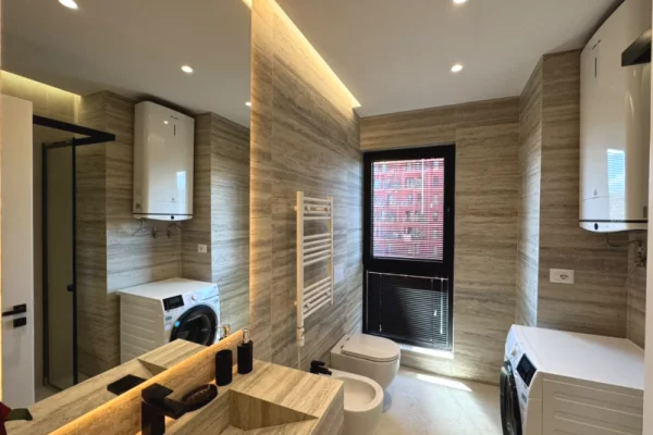 Shtepi ne shitje Apartament ne Tirane, 2+1, Mobilimi E mobiluar, Pagesa 410,000  Euro.