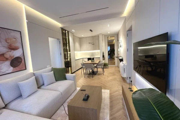 Shtepi ne shitje Apartament ne Tirane, 2+1, Mobilimi E mobiluar, Pagesa 410,000  Euro.