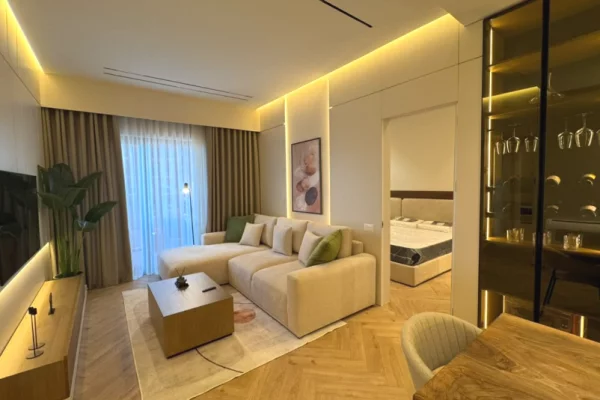 SHITET APARTAMENT LUKSOZ 2+1+2  TIRANA GARDEN BUILDING