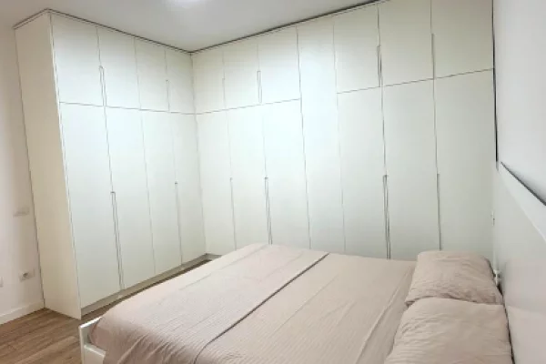 Shtepi me qera Apartament ne Tirane, 2+1, Mobilimi E mobiluar, Pagesa 60,000  Leke.