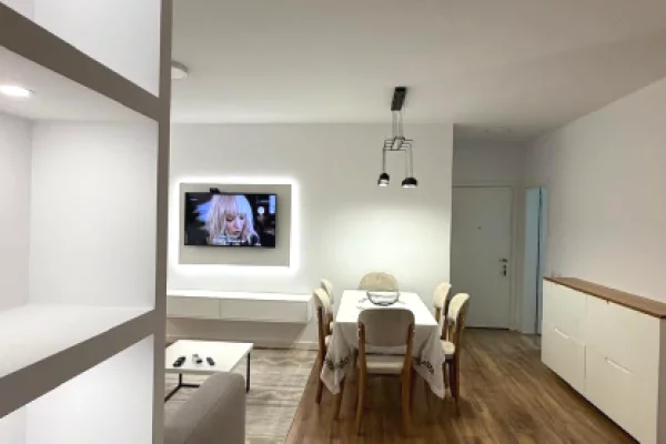 Shtepi me qera Apartament ne Tirane, 2+1, Mobilimi E mobiluar, Pagesa 60,000  Leke.
