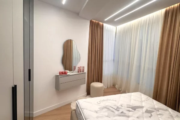 Shtepi ne shitje Apartament ne Tirane, 1+1, Mobilimi E mobiluar, Pagesa 115,000  Leke.